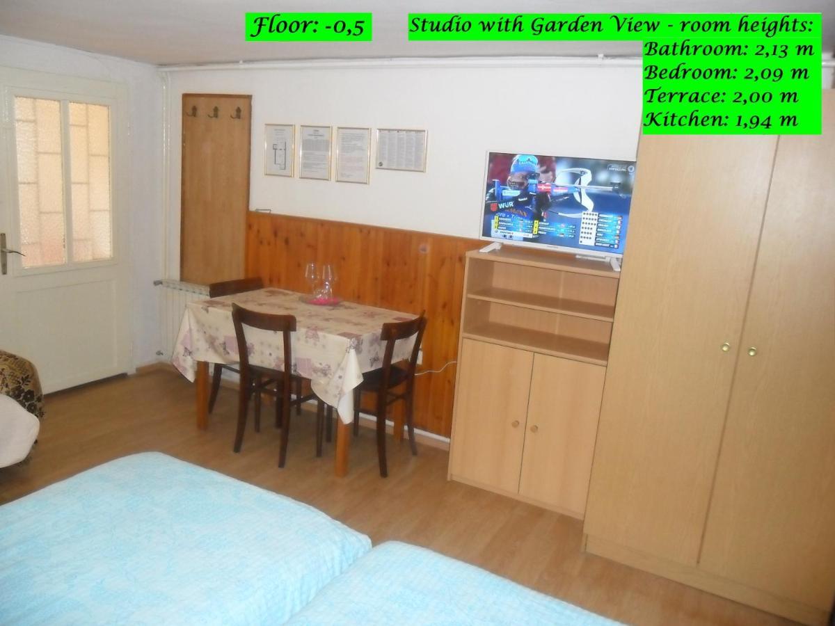 Vile Park Studio Apartments Porec Room photo